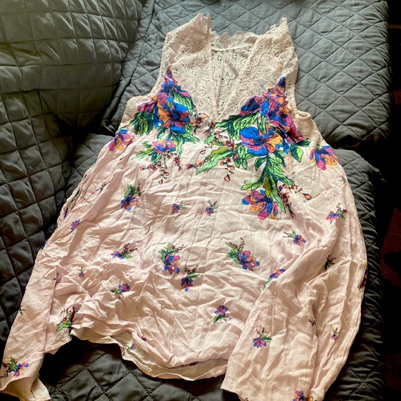Free People Dresses & Skirts - Free people Hawaii style dress Medium